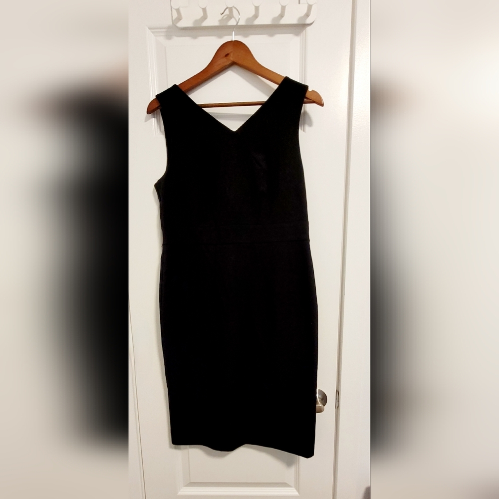 ALFRED SUNG Black V-Neck Dress NWOT M
